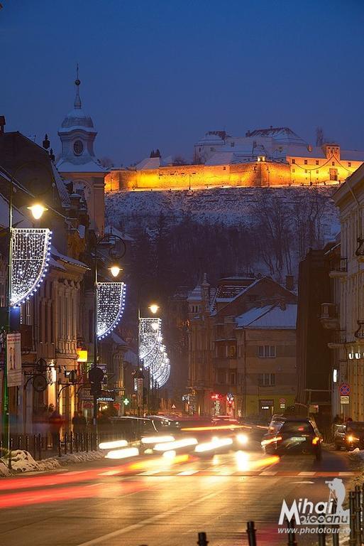 Brasov Apartment In Historic Center Стая снимка