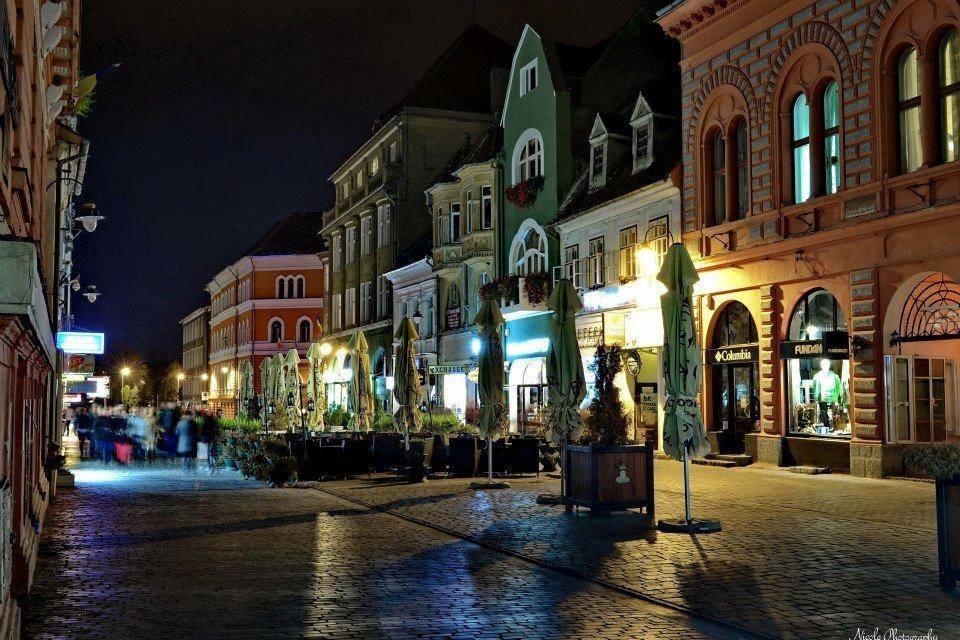 Brasov Apartment In Historic Center Стая снимка